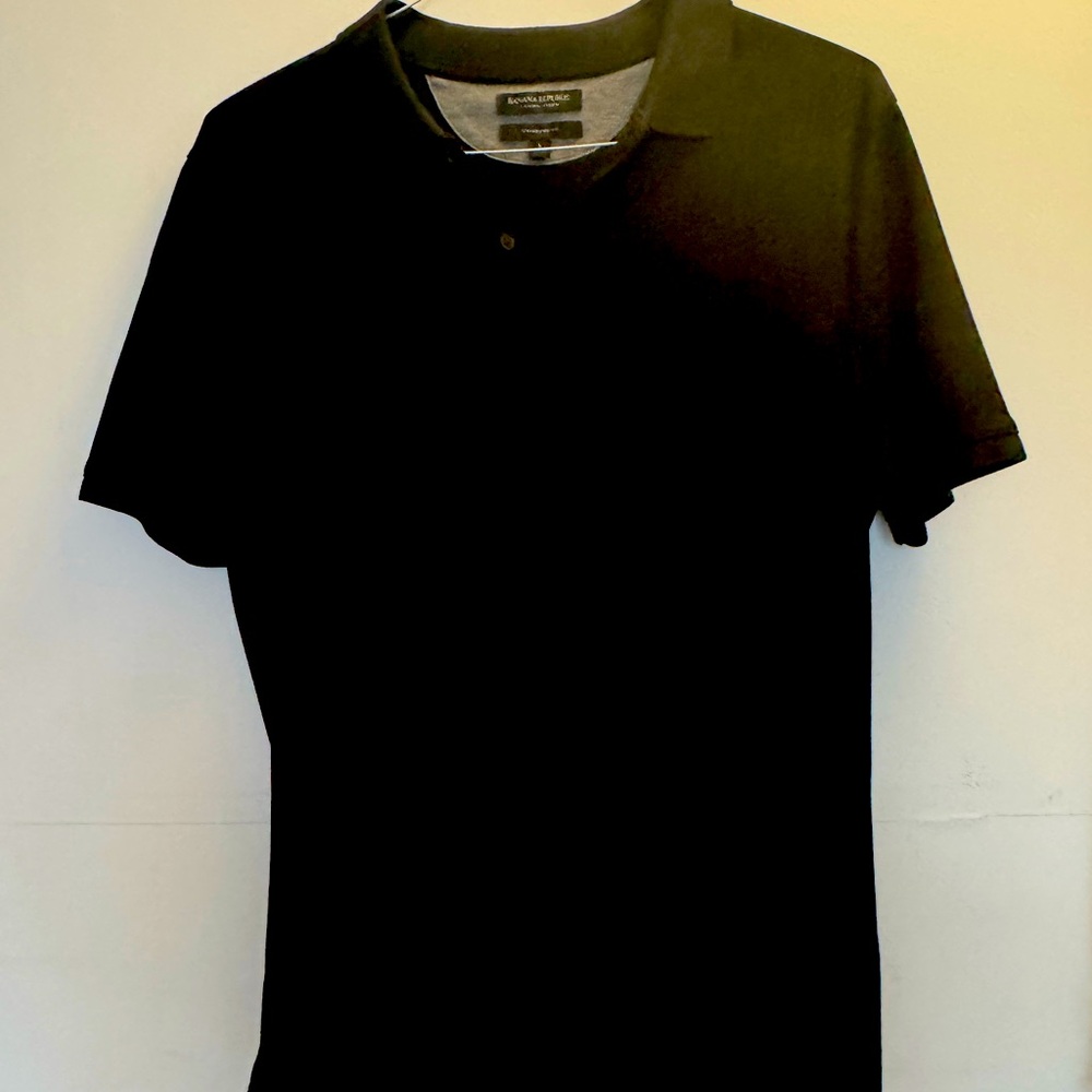 Banana Republic black short sleeve lightweight for summer